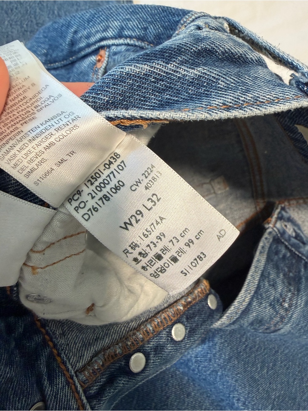 Levi's 501 Women's Straight Leg Jeans in Classic Blue Denim - Picture 4 of 4